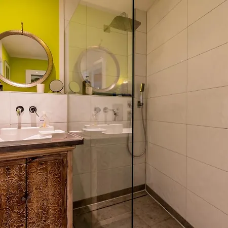 Deichkind Citysuite Apartment